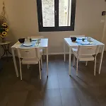 Honey Bed and breakfast 4*
