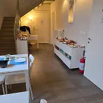 Bed and breakfast Honey 4*
