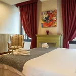 Honey Bed & Breakfast 4*
