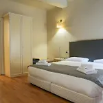 Honey Bed and breakfast