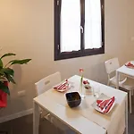 Honey Bed & Breakfast