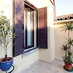 Bed & Breakfast Honey 4*