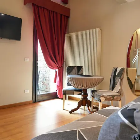 Honey ベッド・アンド・ブレックファスト