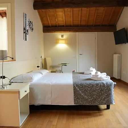 Honey 4* Ferrara