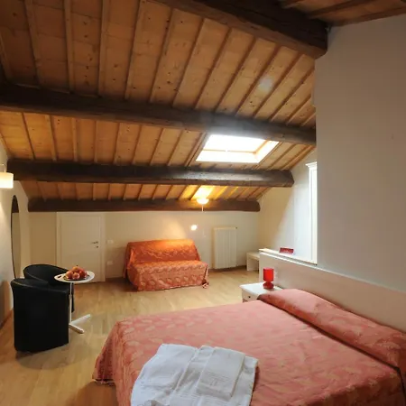 Bed and breakfast Honey 4*