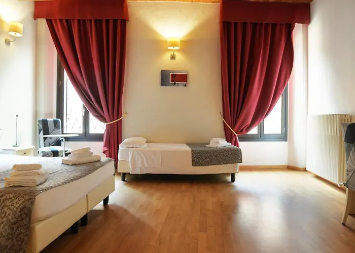 ベッド・アンド・ブレックファスト Honey 4*