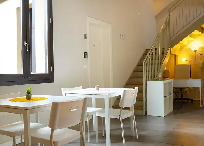 Honey Nocleg ze śniadaniem