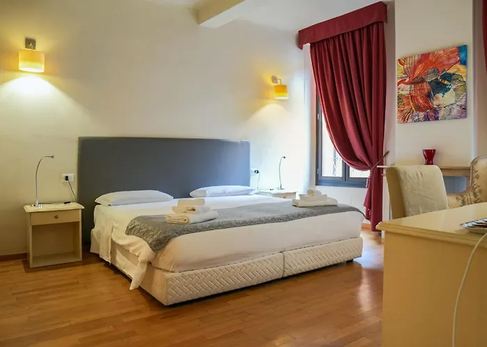 Honey Nocleg ze śniadaniem 4*