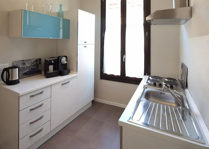 Honey フェラーラ